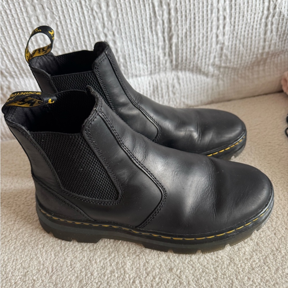 Doc Marten Chelsea boot